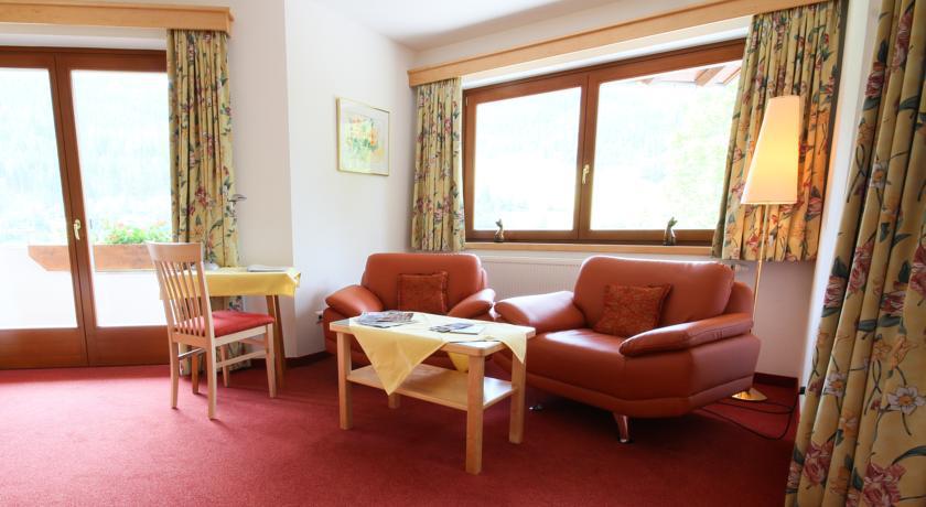 Hotel Garni Sonnblick Bad Kleinkirchheim Ruang foto