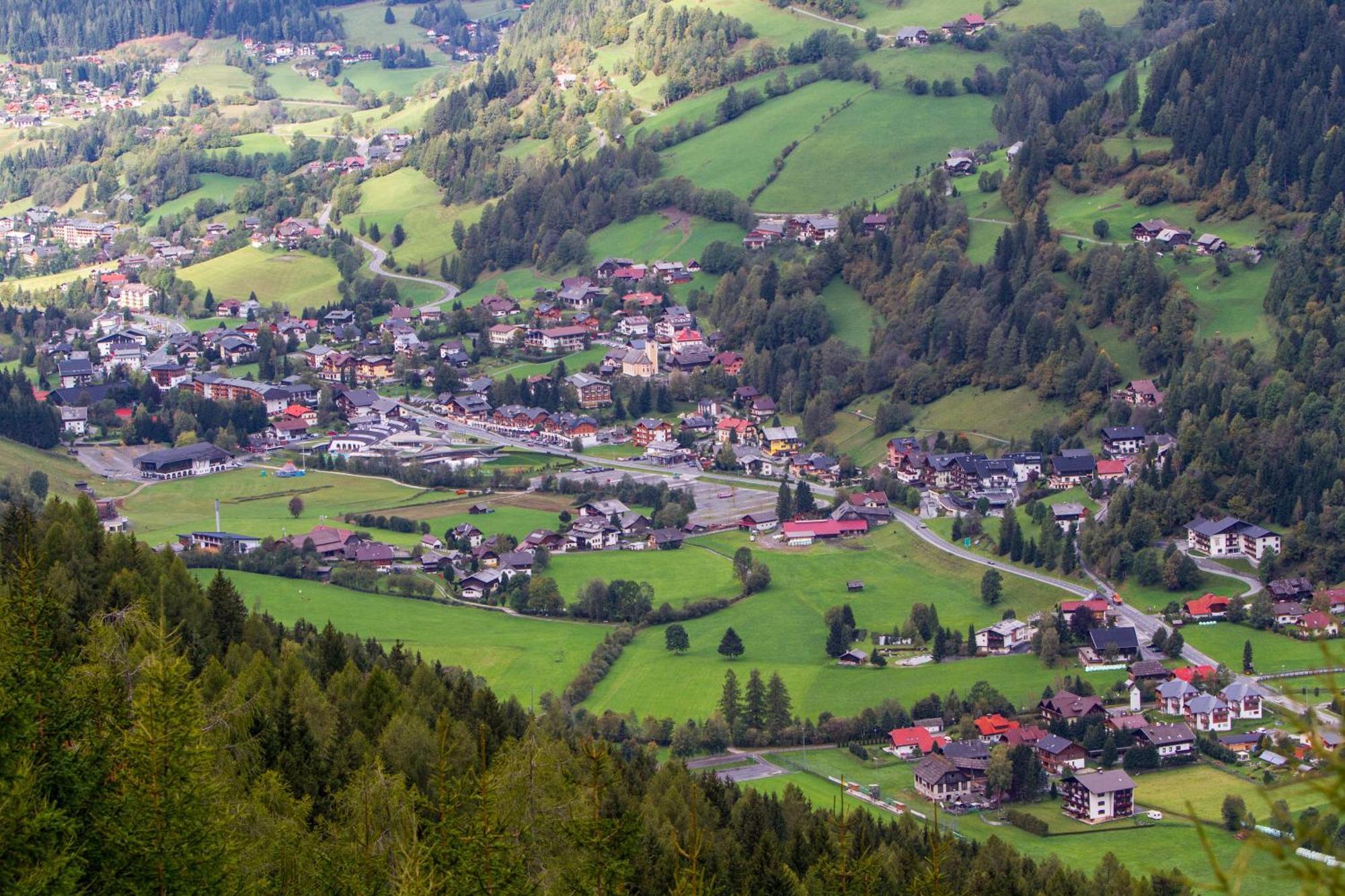 Hotel Garni Sonnblick Bad Kleinkirchheim Bagian luar foto