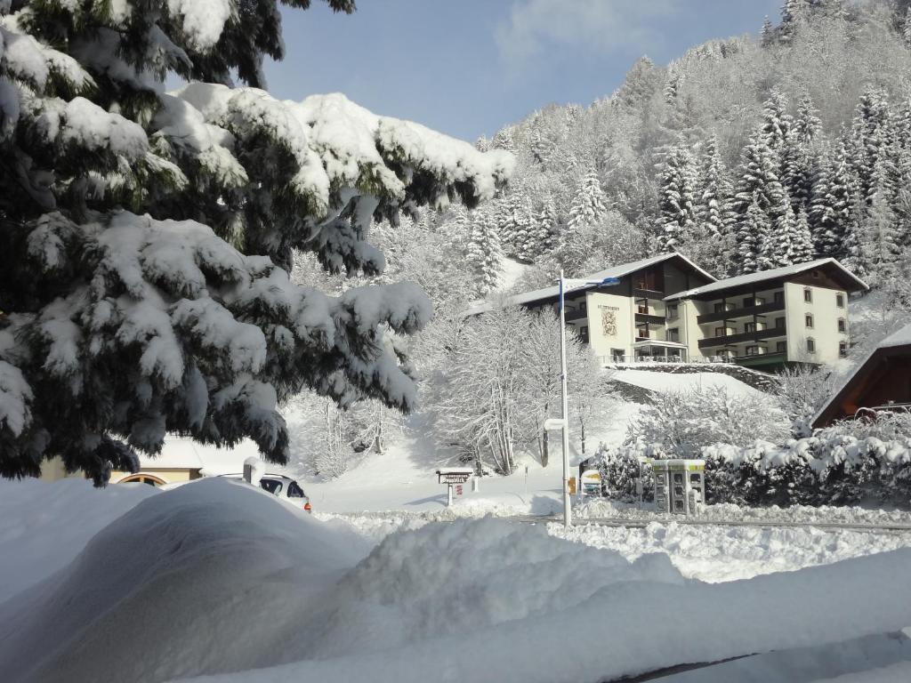 Hotel Garni Sonnblick Bad Kleinkirchheim Bagian luar foto