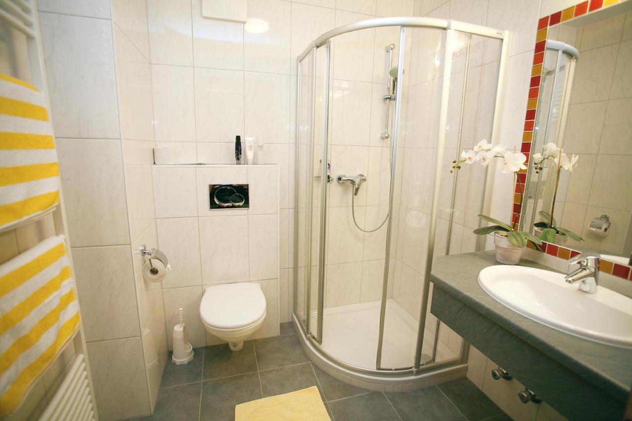Hotel Garni Sonnblick Bad Kleinkirchheim Bagian luar foto